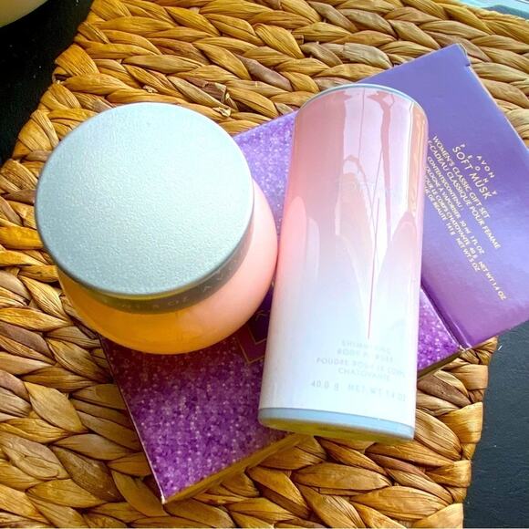 Avon Soft Musk Vintage sparkle power and lotion cream NEW - Picture 1 of 6